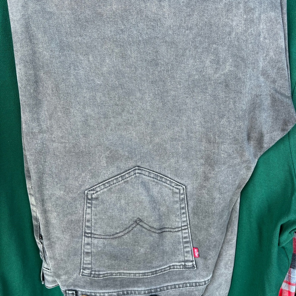 Levi's Gray Jeans With Iconic Leather Patch - image 2